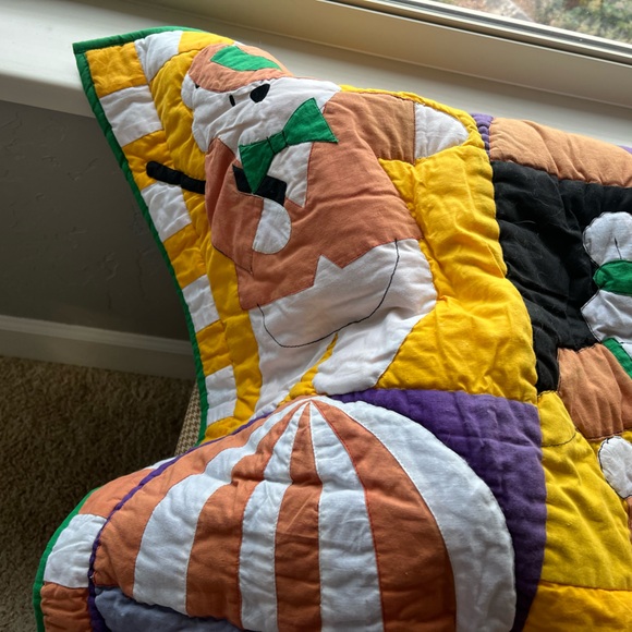 Marshall Fields Santa Bear Blanket celebrating first 10 years of the Santa Bear! - Picture 9 of 10